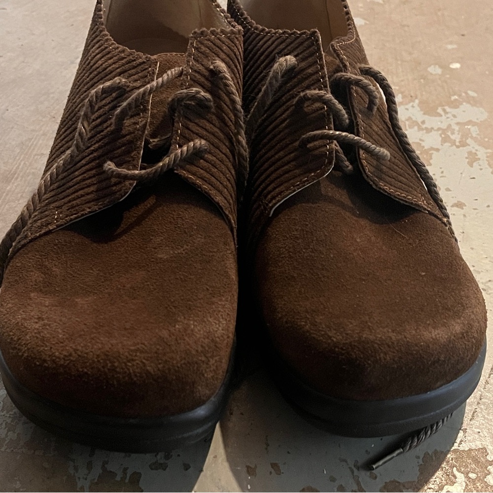 Alegria Brown Suede Shoes size 39